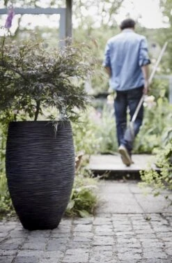 Capi Bloempot Hoog Nature Elegant Deluxe Rib NL - D38 X H58cm - Zwart -Bloempot Kortings Winkel vaas elegant deluxe rib nl 40x60 zwart bloempot 7 8